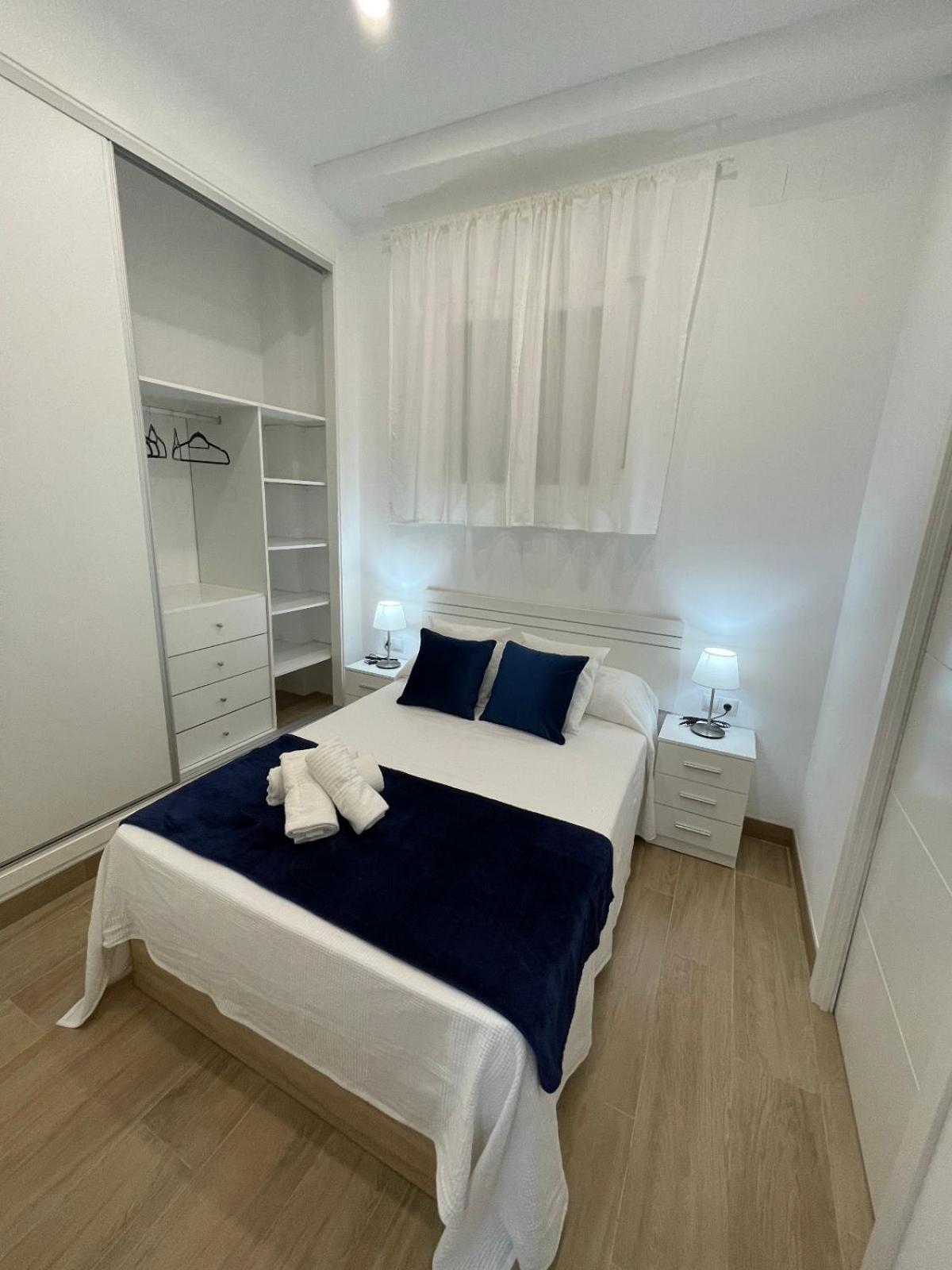 Apartamento Plaza Espana فوينخيرولا المظهر الخارجي الصورة